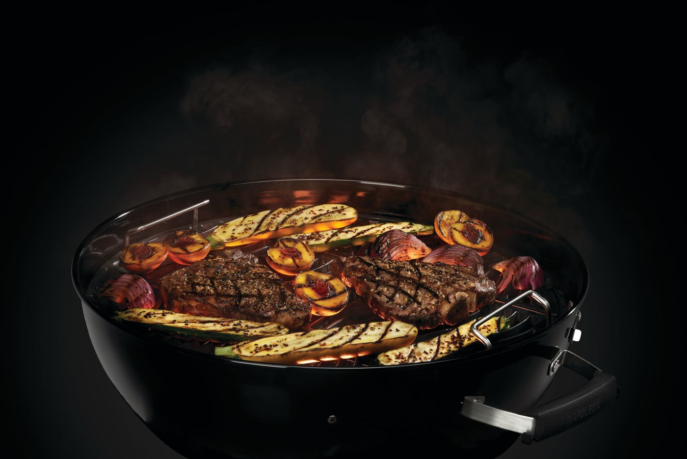 Napoleon Premium Kettle houtskool BBQ - Ø47cm Inclusief Houten grillborstel